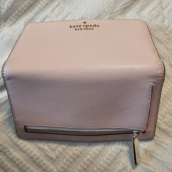 Kate Spade Leather Wallet in Chalk Pink NWOT - Picture 2 of 16